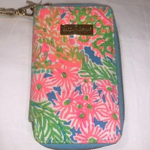 Lilly Pulitzer wristlet